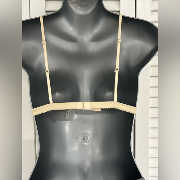 Elegant Lace Bralette in Cream by Talula from Aritzia - Picture 3 of 5